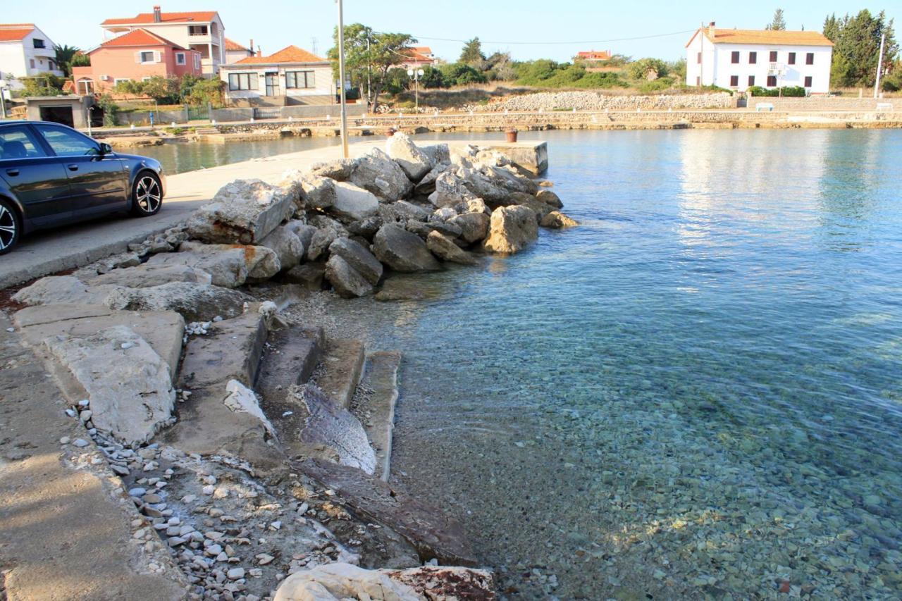 Apartments By The Sea Ugljan - 846 Luaran gambar