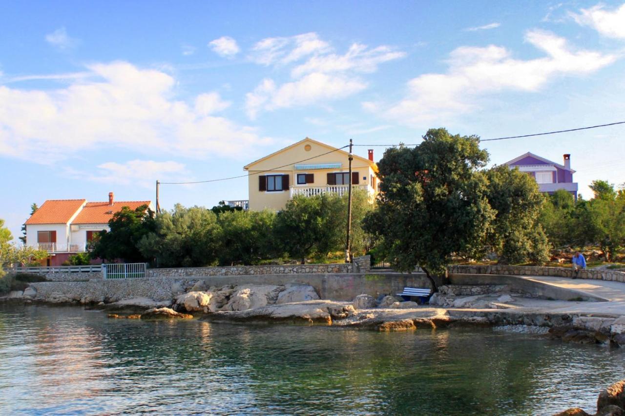 Apartments By The Sea Ugljan - 846 Luaran gambar