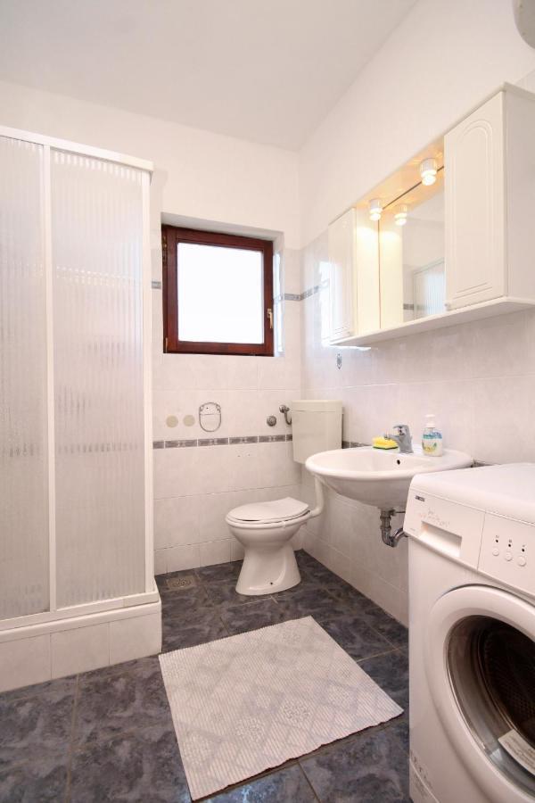 Apartments By The Sea Ugljan - 846 Luaran gambar