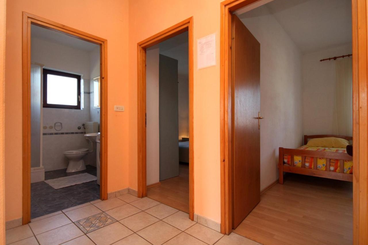 Apartments By The Sea Ugljan - 846 Luaran gambar