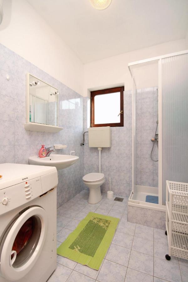 Apartments By The Sea Ugljan - 846 Luaran gambar
